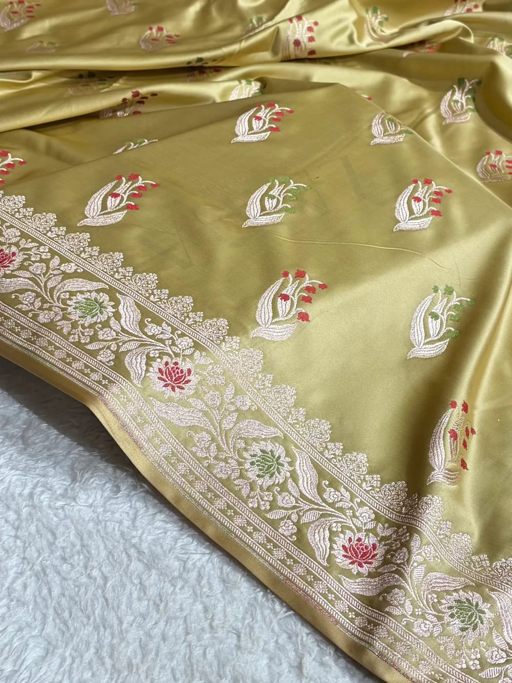 Olive Green Mahsru Mina Buta. Saree