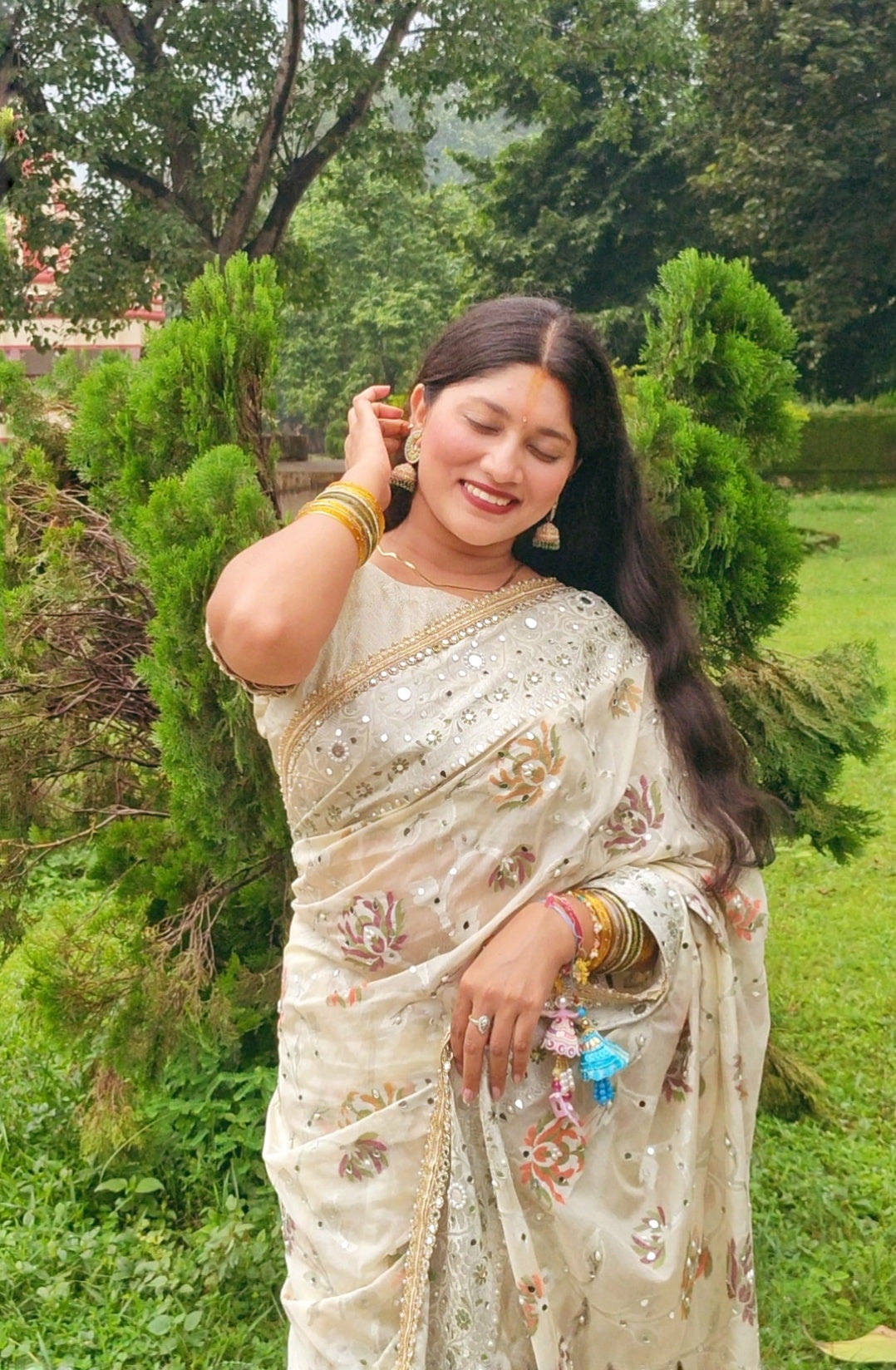 Creamy White Banarasi Khaddi Georgette Silk Saree