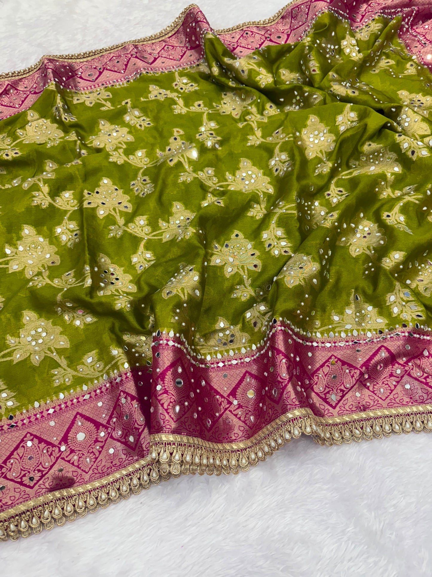 Mehendi Green Banarasi Warm Silk Saree