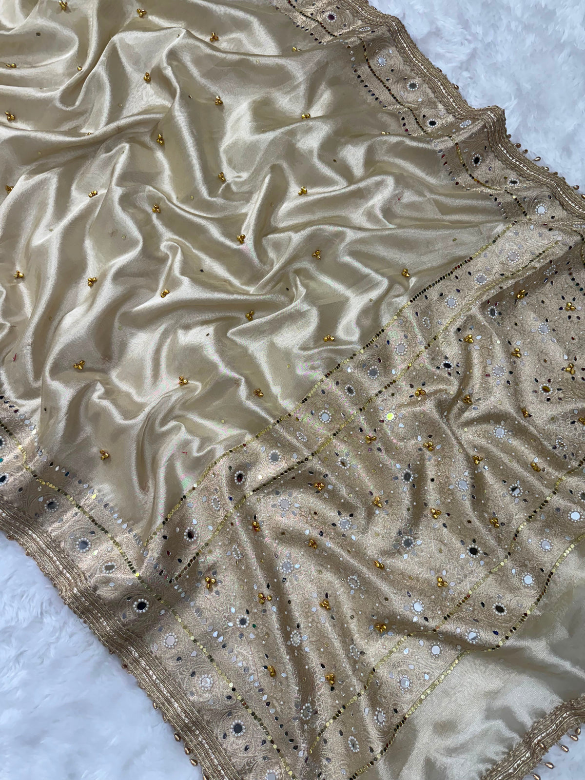 Champagne Gold Viral Ghungroo Saree – Banarasi Soft Tissue Silk | Thesareeghar