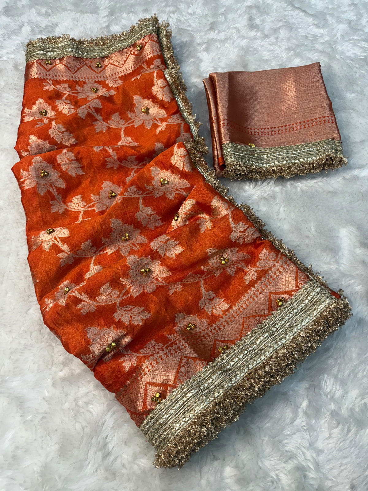 Dusty Orange Viral Ghungroo Saree – Banarasi Warm Silk | Thesareeghar